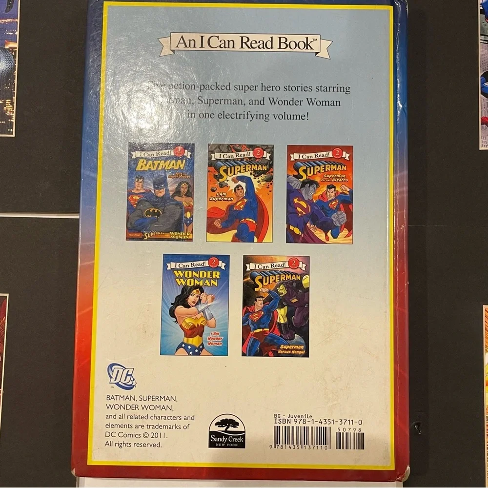 DC Super Heroes Collection Hardcover + 4 Superhero Art‎ Prints (DC/Marvel)